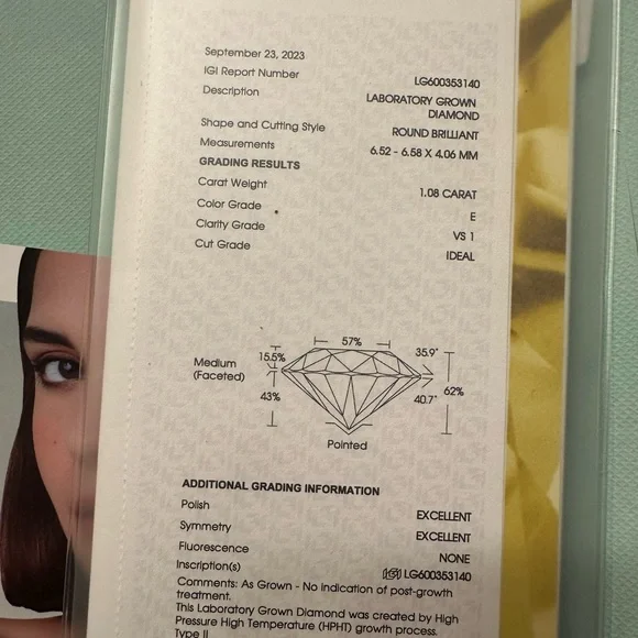 White Gold Solitaire Diamond Engagement Ring 1.08 carats - Picture 9 of 10